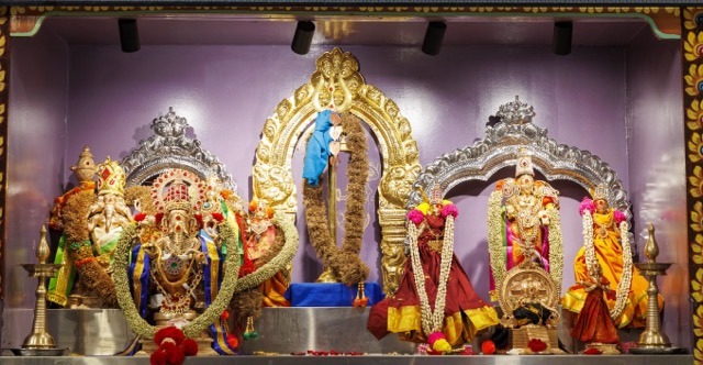 Utsava moorthykal Medium